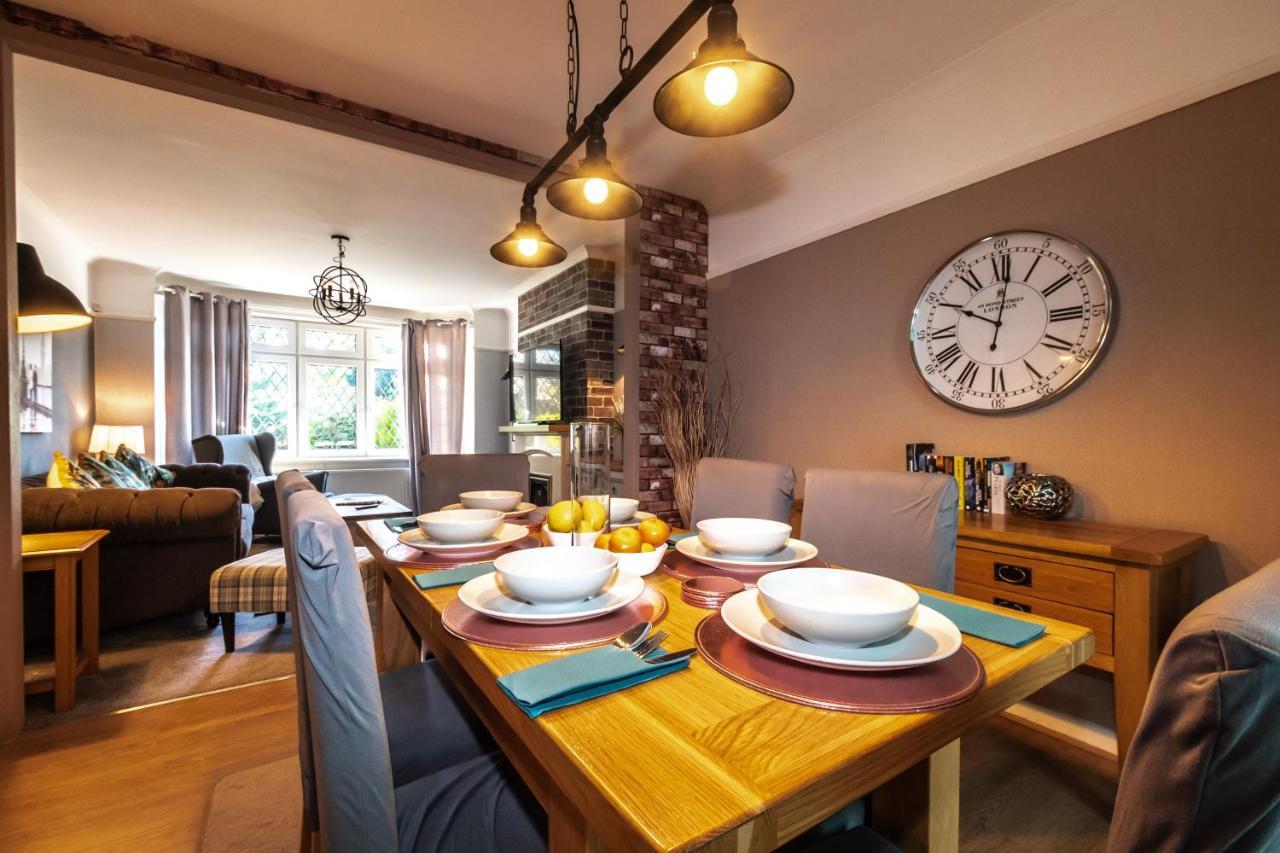 Cheerful 3-Bedroom Douglas House With Patio Саутгемптон Экстерьер фото