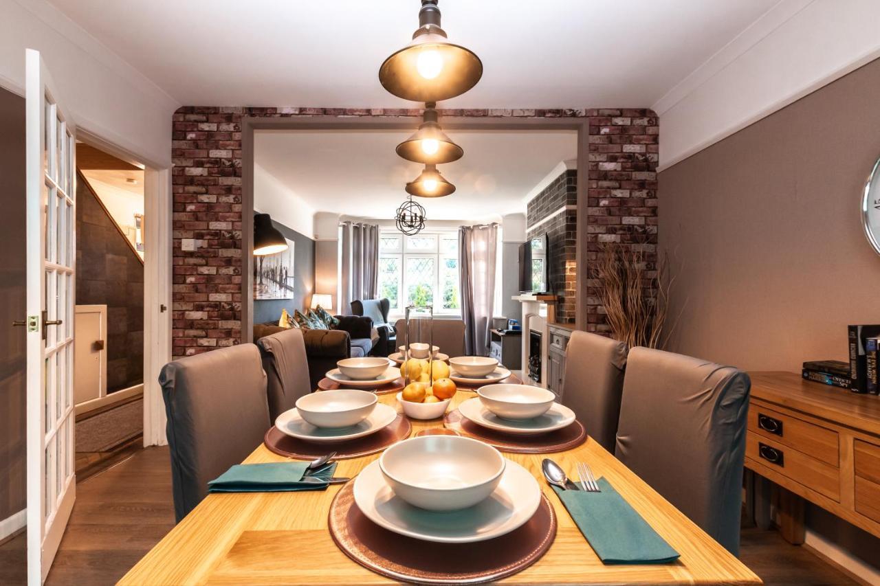 Cheerful 3-Bedroom Douglas House With Patio Саутгемптон Экстерьер фото